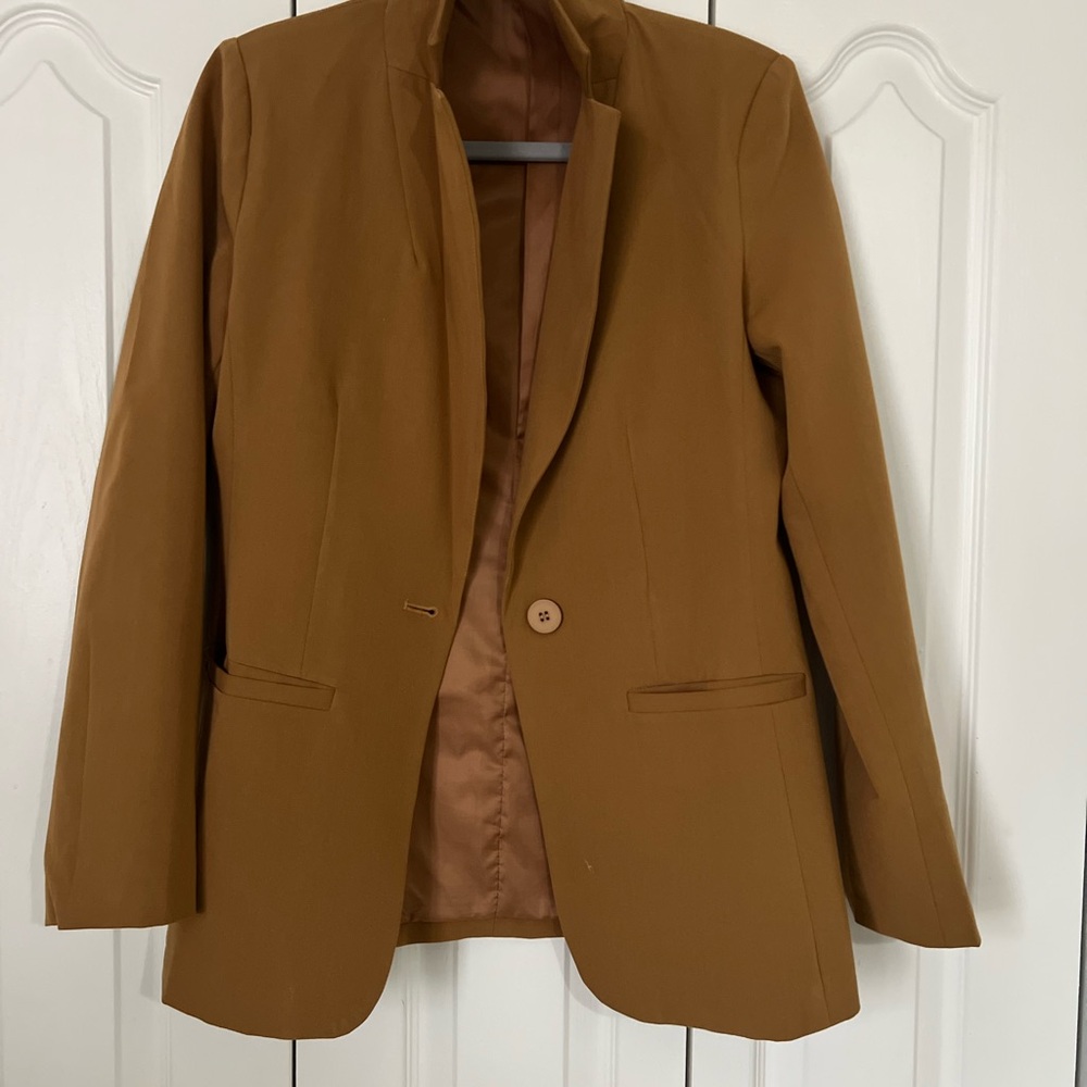 Elegant Women's Brown Blazer